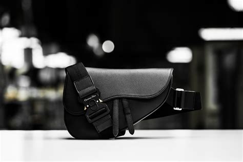 saddle dior homme noir|christian Dior saddle bag men.